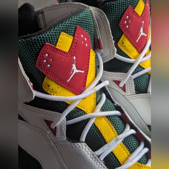 Nike Air Jordan Retro 7 Colorful Sneakers - Picture 3 of 9